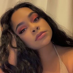 Meet your Posher, Natalia